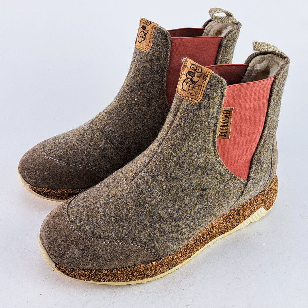 Doghammer Arctic Traveller, sizes 38, barefoot shoe